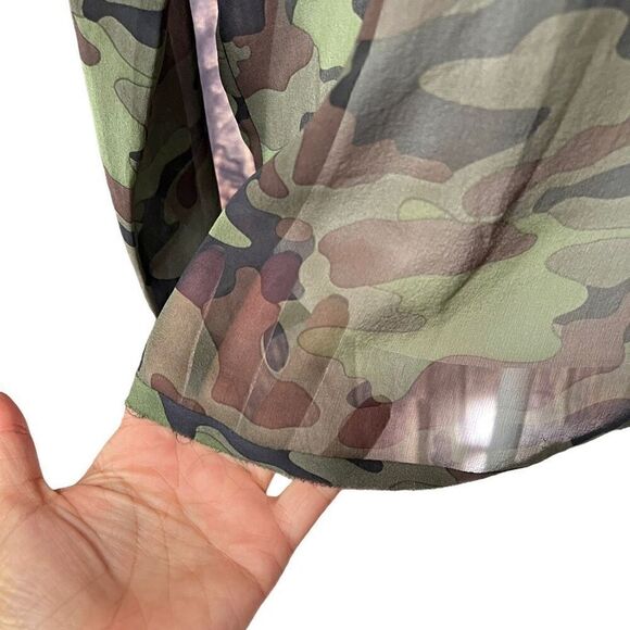 Nili Lotan** Green & Brown XSmall Camouflage Silk Long-Sleeve T-Shirt - Picture 10 of 12